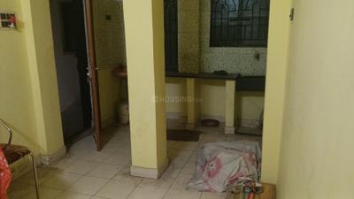Living Room Image of 650 Sq.ft 2 BHK Apartment / Flat for sale in Santoshpur Kolkata for Rs. 2000000