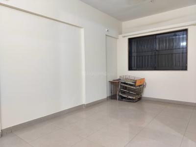 Bedroom Image of 1050 Sq.ft 2 BHK Apartment / Flat for rent in Magarpatta Iris, Magarpatta City Pune for Rs. 36000