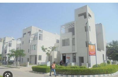 Image of 1400 Sq.ft 3 BHK Apartment / Flat for sale in Vatika Seven Elements, Sector 89A, Gurgaon for Rs. 17800000