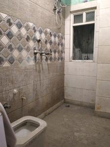 Common Bathroom Image of 450 Sq.ft 2 BHK Builder Floor for sale in New Ashok Nagar New Delhi for Rs. 3600000