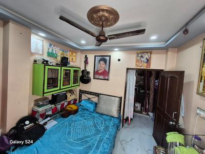 Bedroom Image of 650 Sq.ft 2 BHK Builder Floor for sale in Paschim Barisha Kolkata for Rs. 3600000