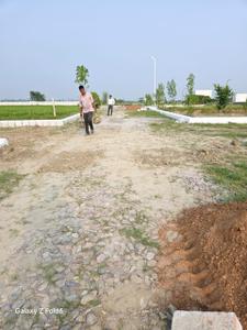 Image of 900 Sq.ft Residential Plot / Land for sale in Sector 17A, Greater Noida for Rs. 2500000