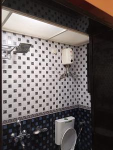 Bathroom Image of 600 Sq.ft 1 BHK Apartment / Flat for rent in Bhandup East Mumbai for Rs. 31000