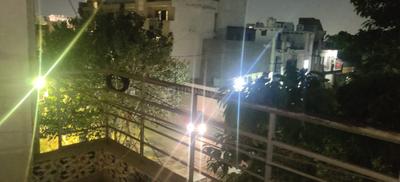 Balcony Image of 800 Sq.ft 2.5 BHK Builder Floor for rent in Sector 2 Faridabad for Rs. 9000