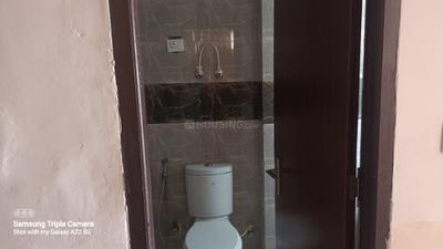 Bathroom Image of 550 Sq.ft 1 BHK Apartment / Flat for rent in Supertech Eco Village, Noida Extension Greater Noida for Rs. 14500