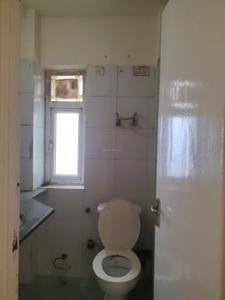 Common Bathroom Image of 1365 Sq.ft 2 BHK Apartment / Flat for rent in Sector 86 Faridabad for Rs. 19000
