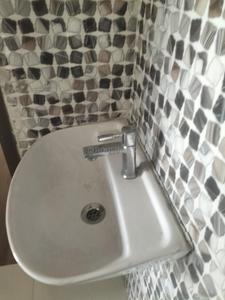 Bathroom Image of 1115 Sq.ft 2 BHK Apartment / Flat for sale in Gokul Dham Complex, Kharghar Navi Mumbai for Rs. 12000000