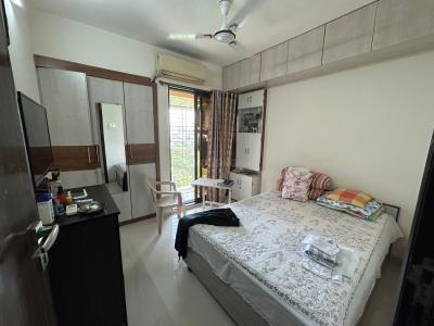 Bedroom Image of 1100 Sq.ft 2.5 BHK Apartment / Flat for sale in Sonali Raut Building, Dharamveer Nagar Thane for Rs. 18500000