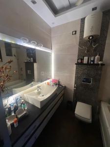 Bathroom Image of 2000 Sq.ft 3 BHK Builder Floor for sale in Kirti Nagar New Delhi for Rs. 30000000