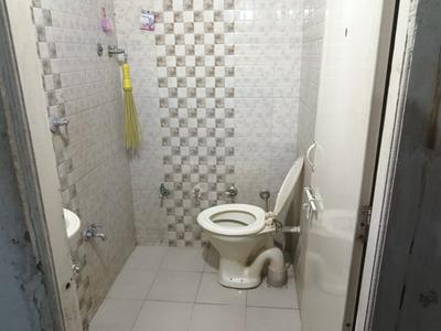 Bathroom Image of 1100 Sq.ft 1.5 BHK Apartment / Flat for rent in Nikol Ahmedabad for Rs. 10000