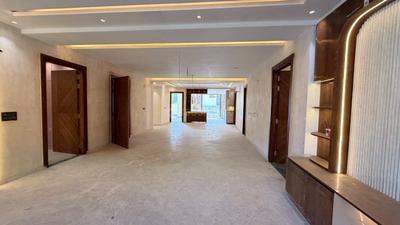 Living Room Image of 4500 Sq.ft 4 BHK Builder Floor for sale in Sector 4 Gurgaon for Rs. 45000000
