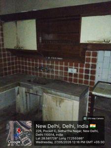 Kitchen Image of 950 Sq.ft 2 BHK Apartment / Flat for sale in Siddhartha Extension New Delhi for Rs. 13100000