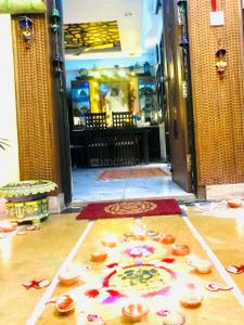 Image of 1550 Sq.ft 3 BHK Apartment / Flat for rent in Sector 50, Noida for Rs. 140000