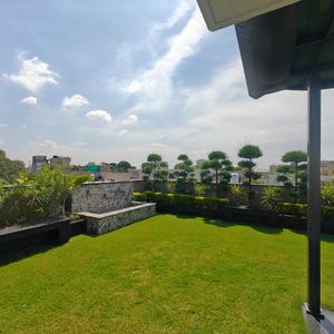 Balcony Image of 2700 Sq.ft 3 BHK Builder Floor for sale in Greater Kailash I New Delhi for Rs. 105000000