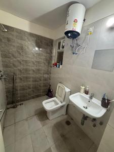 Bathroom Image of 1450 Sq.ft 3 BHK Apartment / Flat for rent in Sector-1 Rohtak for Rs. 25000