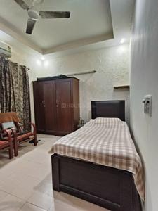 Bedroom Image of 1000 Sq.ft 2 BHK Builder Floor for sale in Swaraj Homes RWA Malaviya Nagar, Malviya Nagar New Delhi for Rs. 14200000