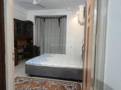 Bedroom Image of 1300 Sq.ft 2 BHK Builder Floor for rent in Hoshangabad Road Bhopal for Rs. 24000