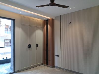 Bedroom Image of 1800 Sq.ft 3 BHK Builder Floor for sale in Paschim Vihar New Delhi for Rs. 40000000