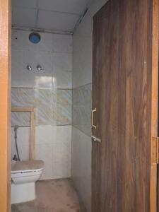 Common Bathroom Image of 1350 Sq.ft 3 BHK Apartment / Flat for sale in Sector 73 Noida for Rs. 4891000