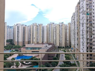 Bedroom Three Image of 1410 Sq.ft 3 BHK Apartment / Flat for sale in Paras Tierea, Sector 137 Noida for Rs. 11900000