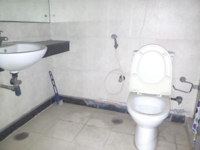 Bathroom Image of 2476 Sq.ft 4 BHK Apartment / Flat for sale in Assotech Windsor Park, Indirapuram Ghaziabad for Rs. 34500000