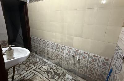 Bathroom Image of 1200 Sq.ft 2 BHK Builder Floor for rent in Virat Nagar Panipat for Rs. 13500