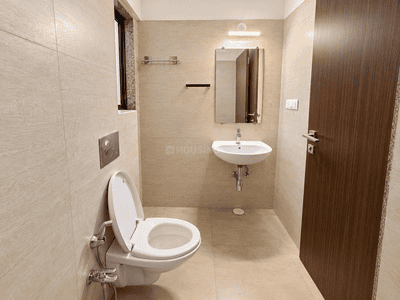 Image of 799 Sq.ft 2 BHK Apartment / Flat for rent in Kanakia Zen World, Kanjurmarg East, Mumbai for Rs. 72000