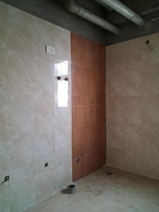 Common Bathroom Image of 2125 Sq.ft 3 BHK Apartment / Flat for sale in Amrapali Heartbeat City, Sector 107 Noida for Rs. 23500000