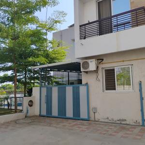 4 BHK Independent House