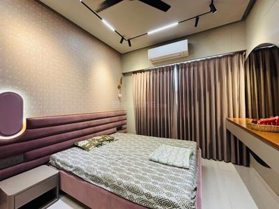 Bedroom Image of 950 Sq.ft 2 BHK Apartment / Flat for sale in Elite Ornate, Tragad Ahmedabad for Rs. 7100000