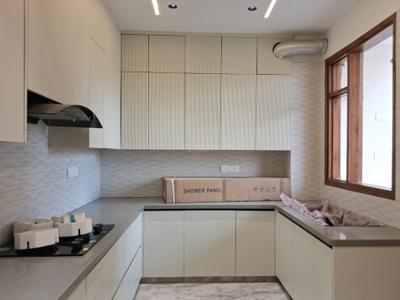 Kitchen Image of 1800 Sq.ft 3 BHK Builder Floor for sale in Paschim Vihar New Delhi for Rs. 39000000