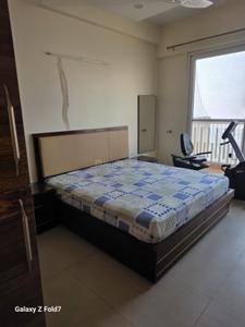 Bedroom Image of 3530 Sq.ft 5 BHK Apartment / Flat for rent in Prateek Edifice, Sector 107 Noida for Rs. 300000
