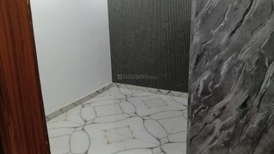 Living Room Image of 1100 Sq.ft 3 BHK Apartment / Flat for rent in Dwarka Mor New Delhi for Rs. 25000