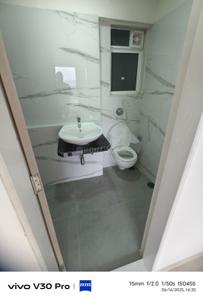 Image of 625 Sq.ft 2 BHK Apartment / Flat for rent in Pearl Regency, Andheri West, Mumbai for Rs. 50000