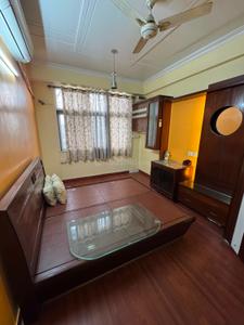 Bedroom Image of 3000 Sq.ft 4 BHK Penthouse for rent in Mahagun Mansion Phase 1 and 2, Indirapuram Ghaziabad for Rs. 42000