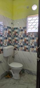 Bathroom Image of 1050 Sq.ft 2 BHK Apartment / Flat for rent in Mahaprabhu Jharna Apartment, Benachity Durgapur for Rs. 16000