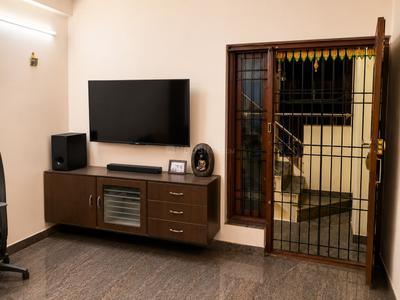 Hall Image of 1200 Sq.ft 2 BHK Builder Floor for rent in Ashok Nagar Chennai for Rs. 29000