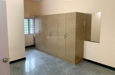Bedroom Image of 1000 Sq.ft 2 BHK Apartment / Flat for rent in Basheer Bagh Hyderabad for Rs. 25000