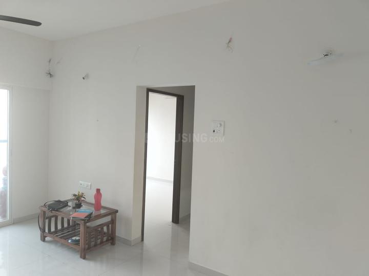 Pegasus Megapolis Saffron Main Image 1