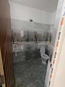 Bathroom Image of 860 Sq.ft 1 BHK Independent House for rent in Korattur Chennai for Rs. 16000