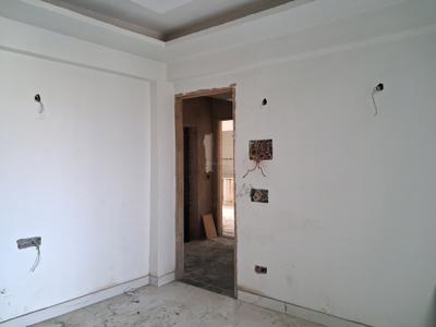 Living Room Image of 1050 Sq.ft 2 BHK Apartment / Flat for sale in Sector 101 Noida for Rs. 4700000