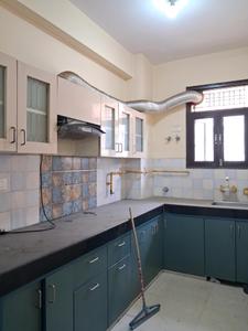 Kitchen Image of 1650 Sq.ft 3 BHK Apartment / Flat for sale in Defence Enclave, Sector 44 Noida for Rs. 9200000