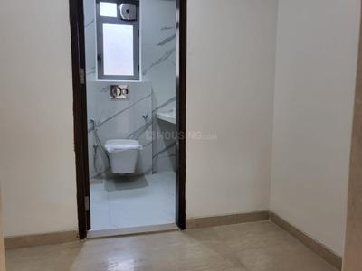 Bathroom Image of 2500 Sq.ft 4 BHK Apartment / Flat for sale in Juhu Mumbai for Rs. 99000000
