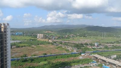 Balcony Image of 1100 Sq.ft 3 BHK Apartment / Flat for rent in Sunteck Maxx World, Naigaon East Naigaon for Rs. 21000