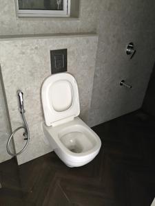 Common Bathroom Image of 829 Sq.ft 2 BHK Apartment / Flat for sale in Sea King, Colaba Mumbai for Rs. 34000000