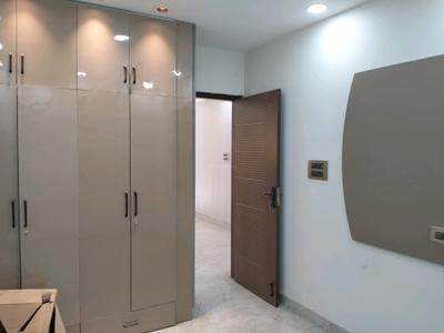 Bedroom Image of 900 Sq.ft 2 BHK Apartment / Flat for sale in KG-III New Delhi for Rs. 9200000