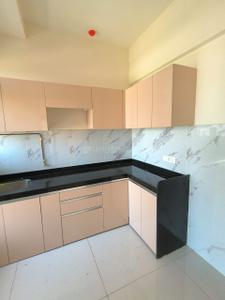 Kitchen Image of 585 Sq.ft 2 BHK Apartment / Flat for sale in Mulund West Mumbai for Rs. 17800000