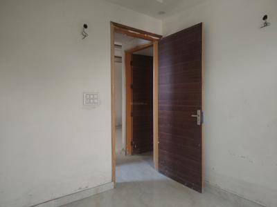 Bedroom Image of 650 Sq.ft 2 BHK Apartment / Flat for sale in Khanpur New Delhi for Rs. 3100000