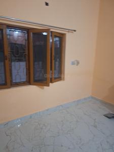 Bedroom Image of 1300 Sq.ft 2 BHK Builder Floor for rent in Indira Nagar Lucknow for Rs. 18000