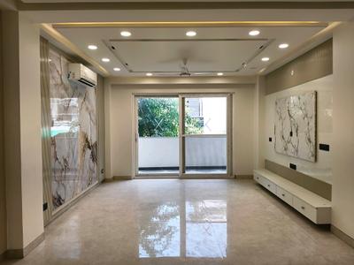 Living Room Image of 2500 Sq.ft 4 BHK Builder Floor for sale in Paramount Luxury Golf Course Extension, Sector 57 Gurgaon for Rs. 32500000